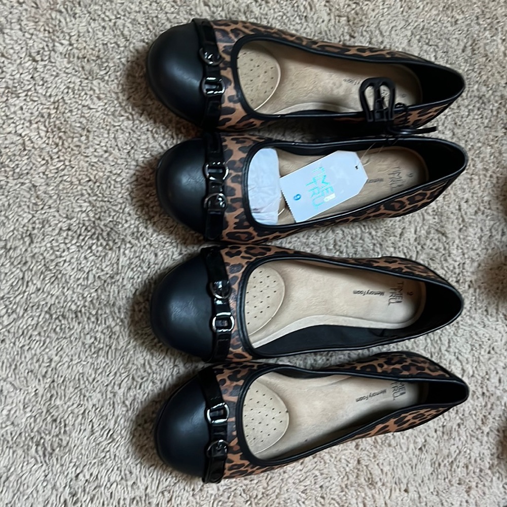 Leopard print flats
